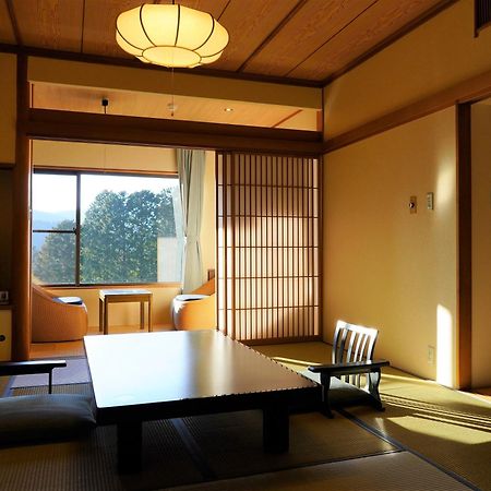 Yoshimatsu Hotel Hakone Eksteriør billede