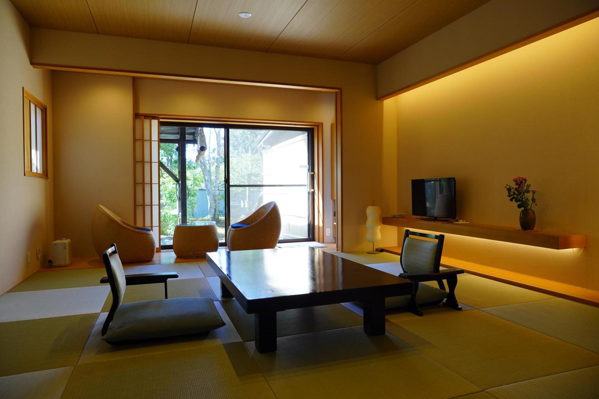Yoshimatsu Hotel Hakone Eksteriør billede