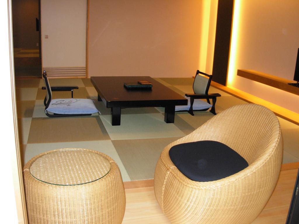 Yoshimatsu Hotel Hakone Eksteriør billede